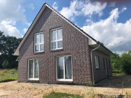 Familienhaus 140 m²  Einfamilienhaus